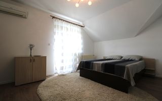 Casa in Blascovici, 5 camere + 3 bai, centrala proprie - Poză 17