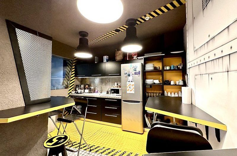 Spacecraft Office - Poză 15