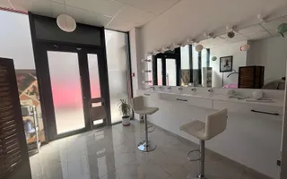 De vanzare afacere la cheie – Salon utilat si mobilat, Bd. Metalurgiei - Poză 15