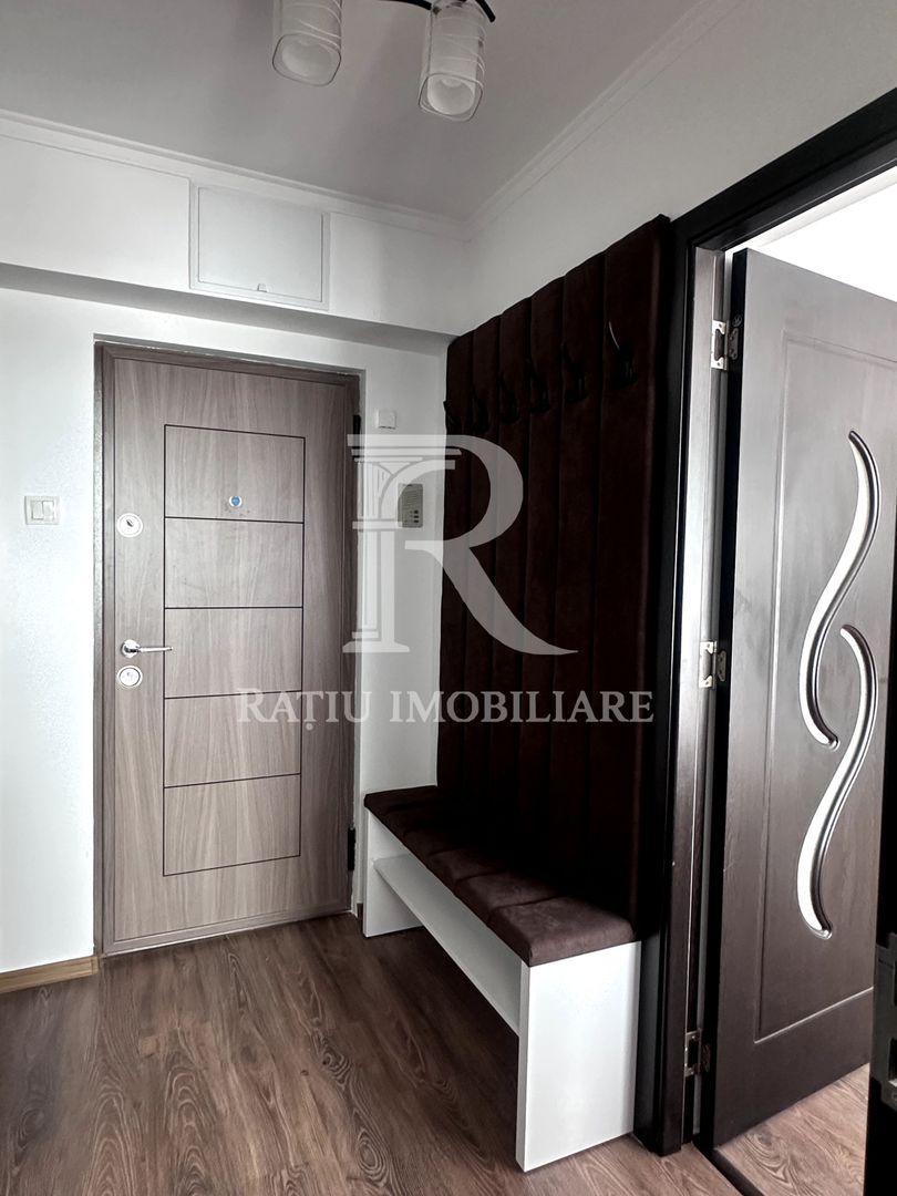 Apartament cu 2 camere | Central | Ascensor | Oradea - Poză 15