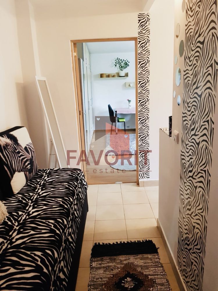 1 camera | etaj 1 | centrala proprie | mobilat si utilat | zona excelenta | - Poză 6