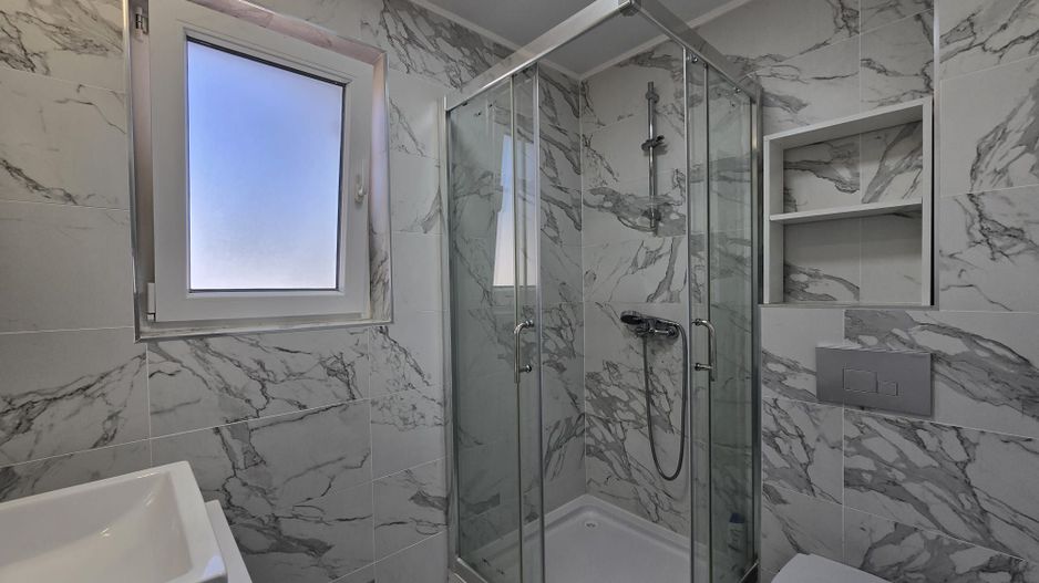 Vila 3 camere Cosmopolis - Poză 8