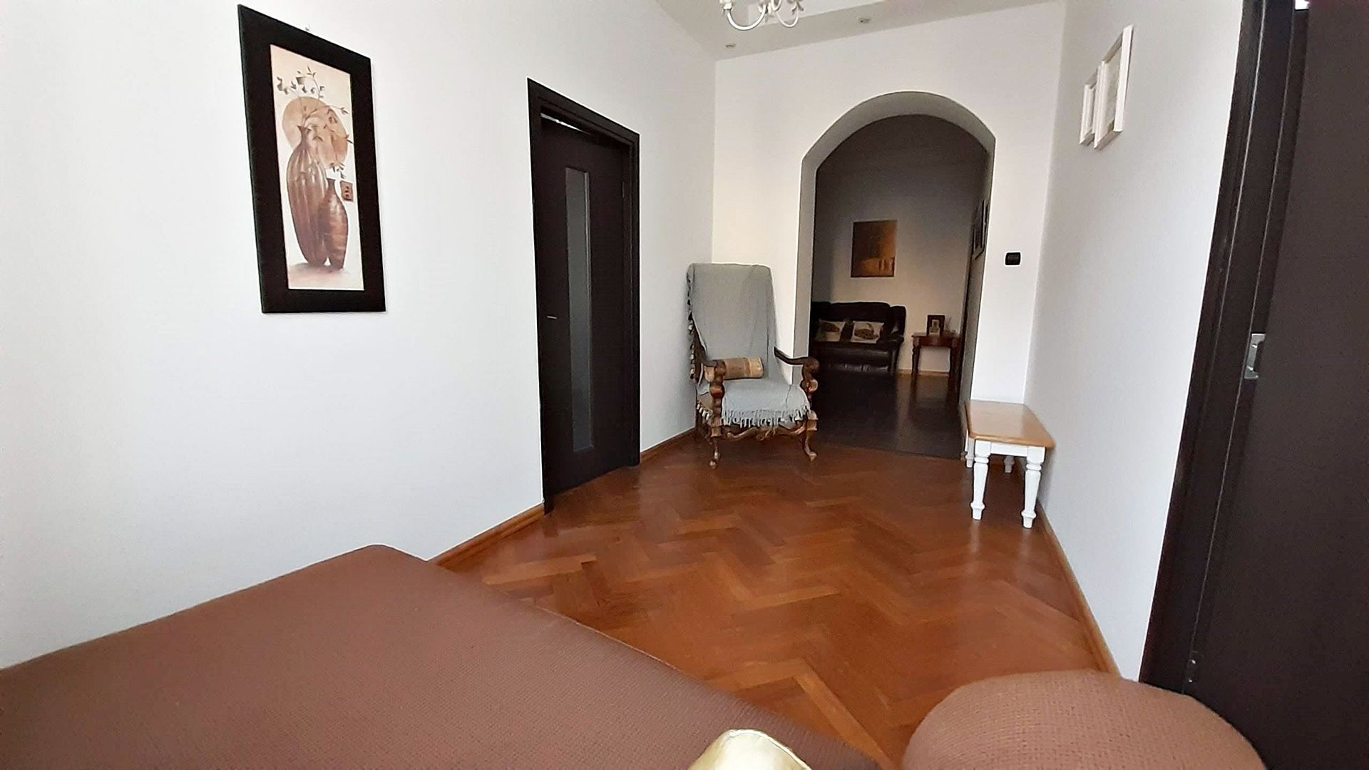 Apartament  deosebit-Piata Unirii,  apartament in casa  4 camere, 2 bai. - Poză 10
