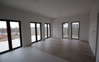 VILA INDIVIDUALA FINISATA LA CHEIE - Poză 5