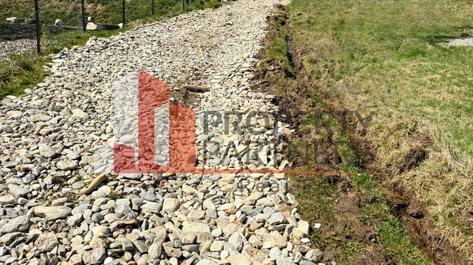 TEREN 11.500 MP + CASA AUTHENTICA ÎN BRAN – ȘIMON | VEDERE BUCEGI - Poză 14