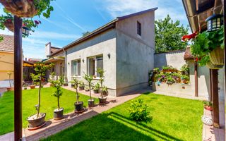 Apartament cu 3 camere la curte comună în Grădiște - Poză 16