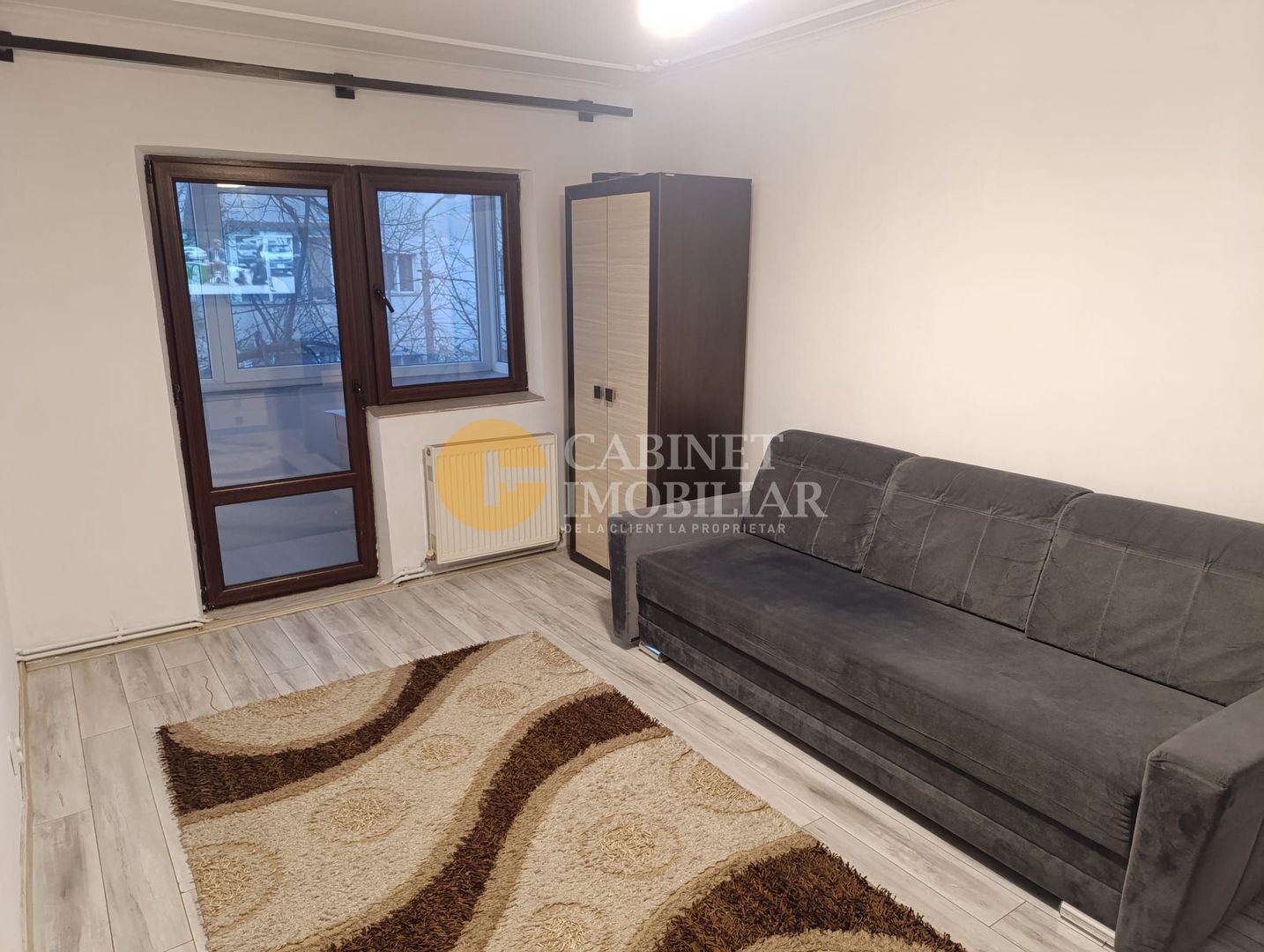 3 camere, decomandat, et. 2/4,  Gradinari,  bloc'80! - Poză 1