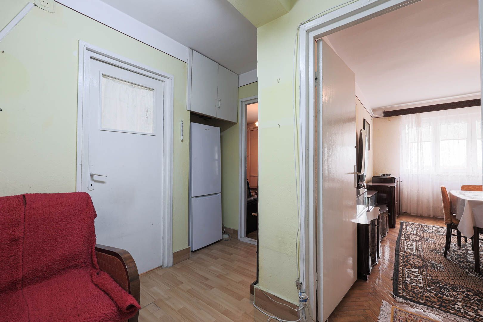 VANDUT! Apartament 2 camere - Decomandat - Podgoria - COMISION 0% - Poză 4
