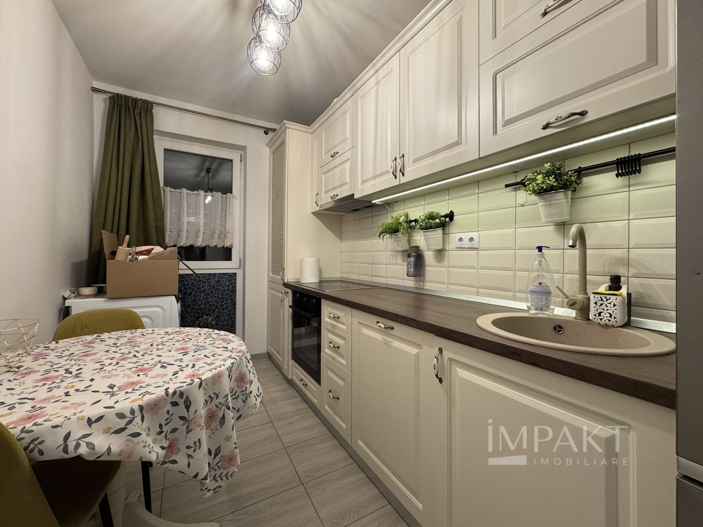 Apartament 2 camere lux cu terasa Andrei Mureșanu de vânzare - Poză 1