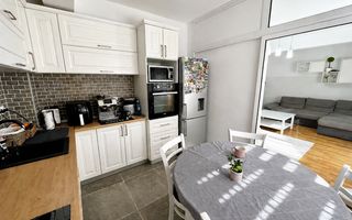 Apartament 3 camere cu balcon generos, parcare și pivniță – Turnișor - Poză 9