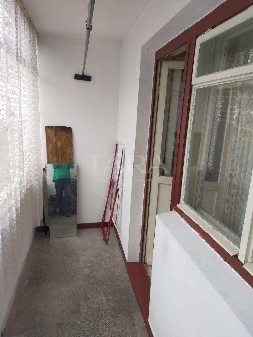 Apartament cu 3 camere decomandate, 2 băi și 2 beciuri, Mănăștur . - Poză 7