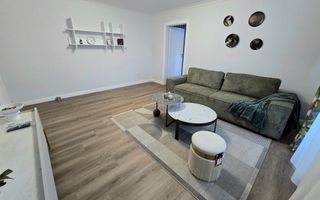 Apartament 2 Camere, Zona Scoala 7, Etaj 2 - Poză 1