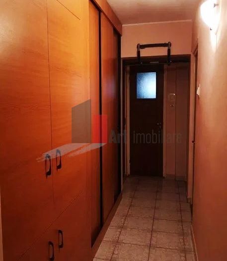 Apartament 3 camere de vanzare zona Pantelimon-Bulevardul Chisinau - Poză 5