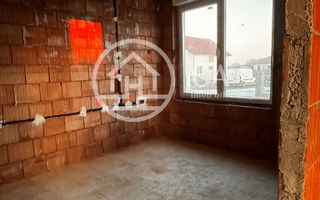 Casă de vânzare cu 4 camere in cartierul Bălcescu, Oradea - Poză 6