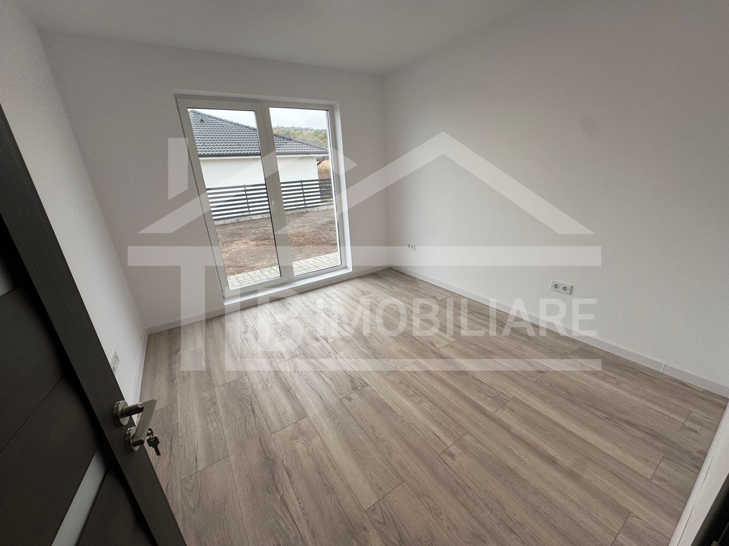 Casa cu 4 camere, 110 mp, Zona Unirii - Poză 3
