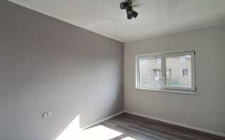 Duplex superb despartit prin garaj - Poză 12