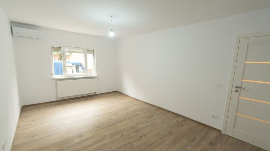 Soarelui | 2 Camere | Decomandat | Renovare completă | Centrală proprie - Poză 1