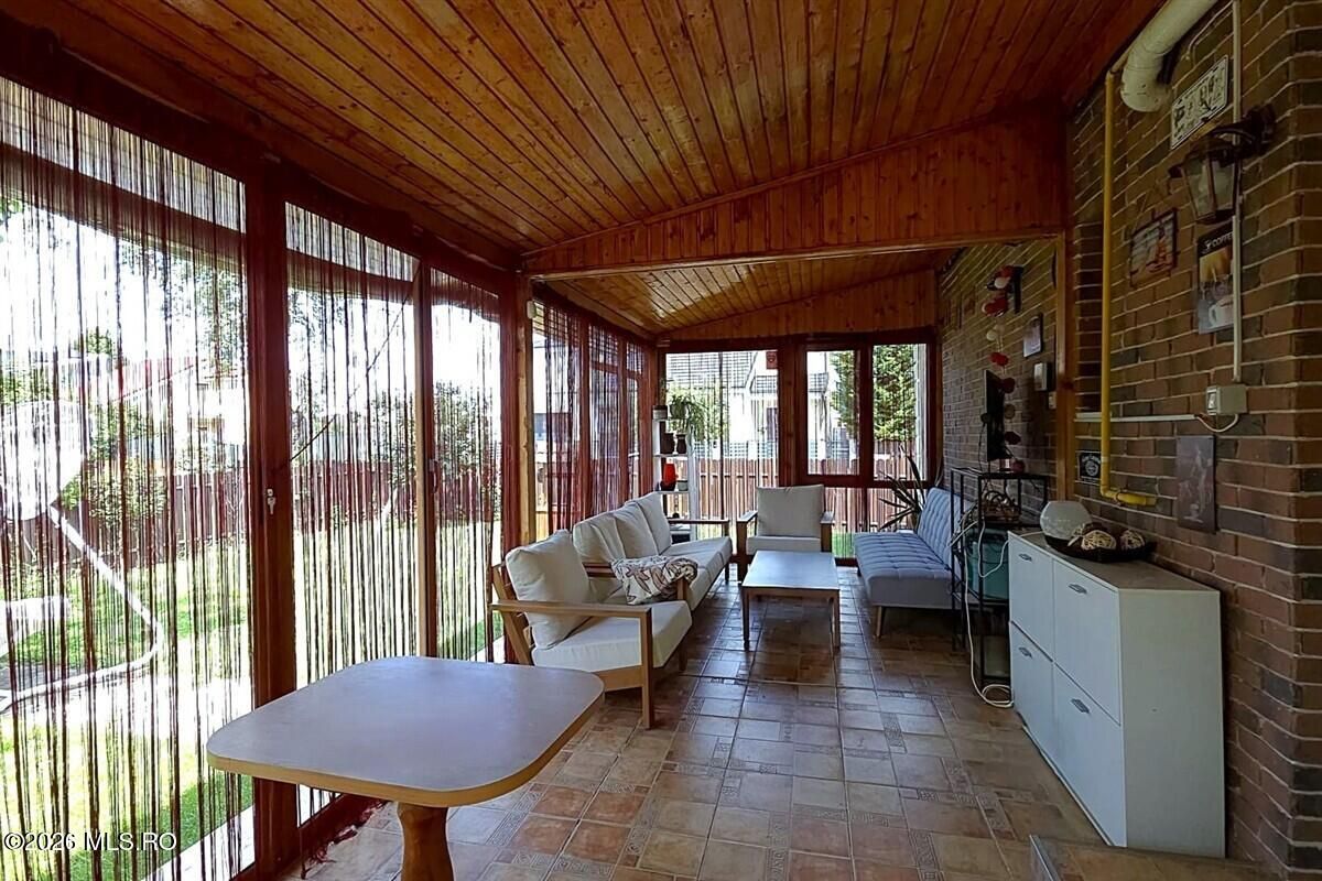 Cumpana - Del Sole, Str. Padova 4, vila P+M, teren pe colt de 397 mp! - Poză 15
