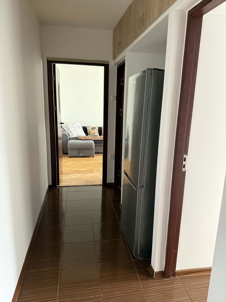Apartament cu 3 camere- Craiovita Noua - Poză 2