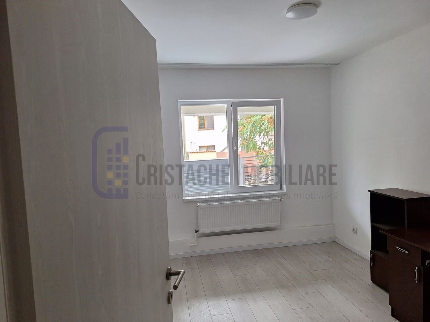 Bloc boutique | 3 camere | Centrala proprie | Metrou Dristor - Poză 10