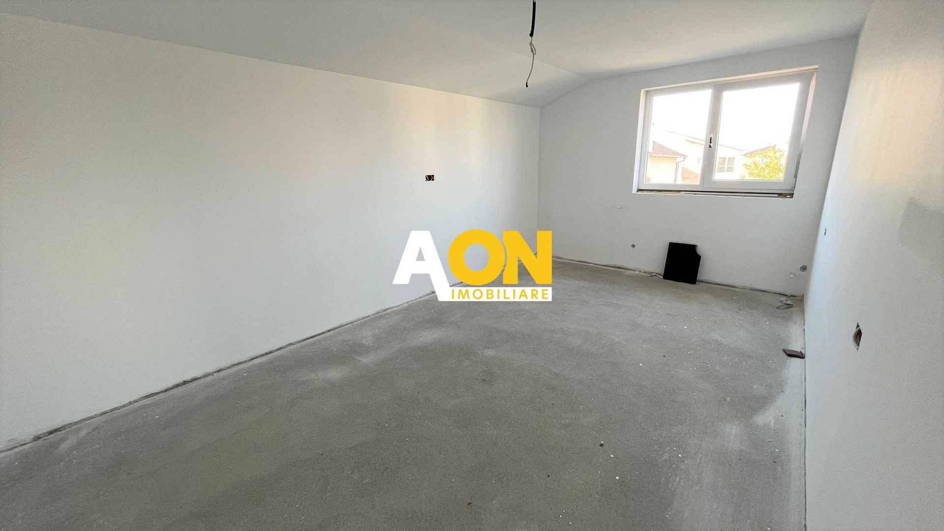 Casa de vanzare, S+P+M, 6 Camere, 2 Bai - Poză 14