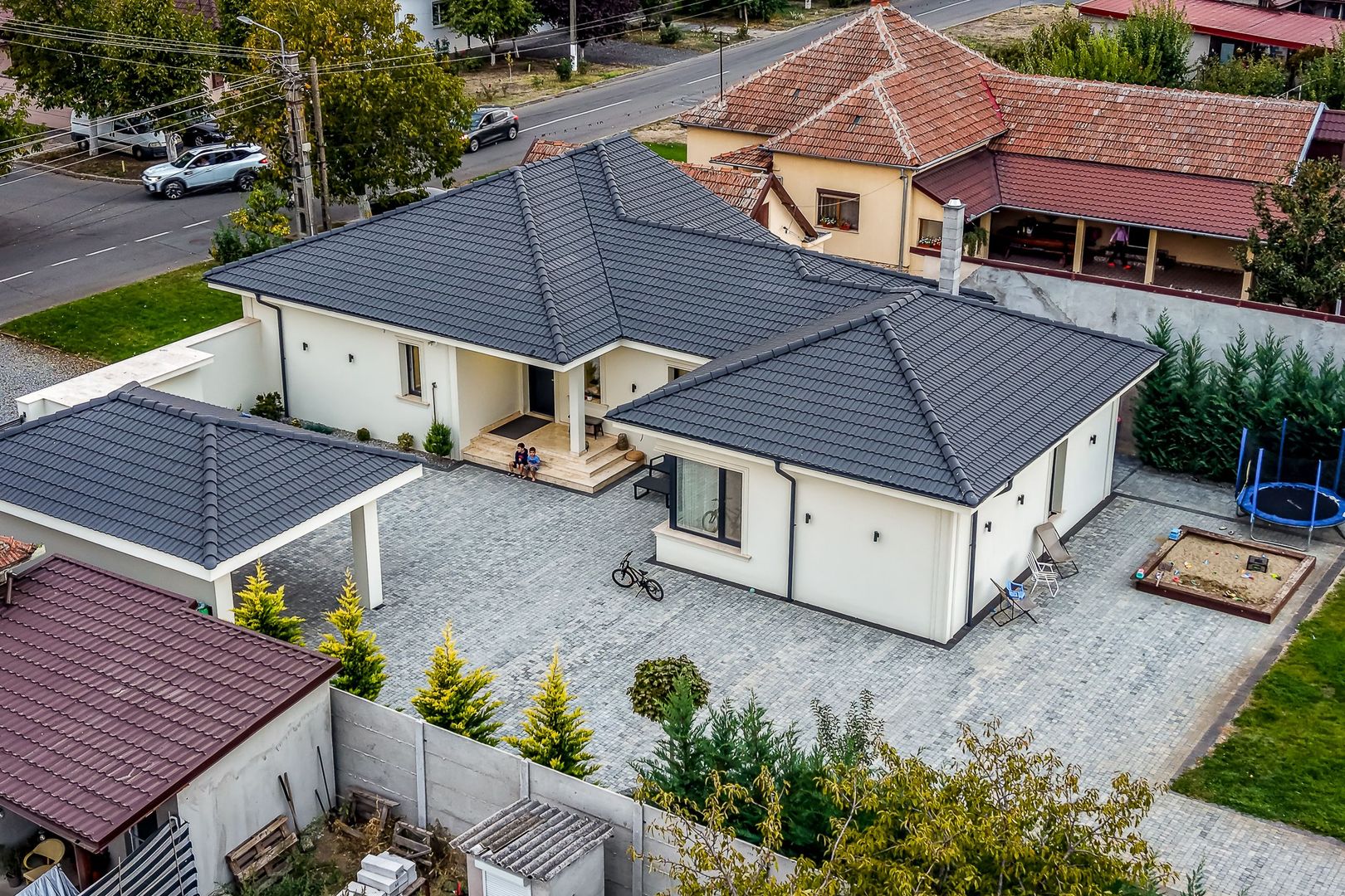 Vila la sol cu teren generos si finisaje premium Comision 0% - Poză 2
