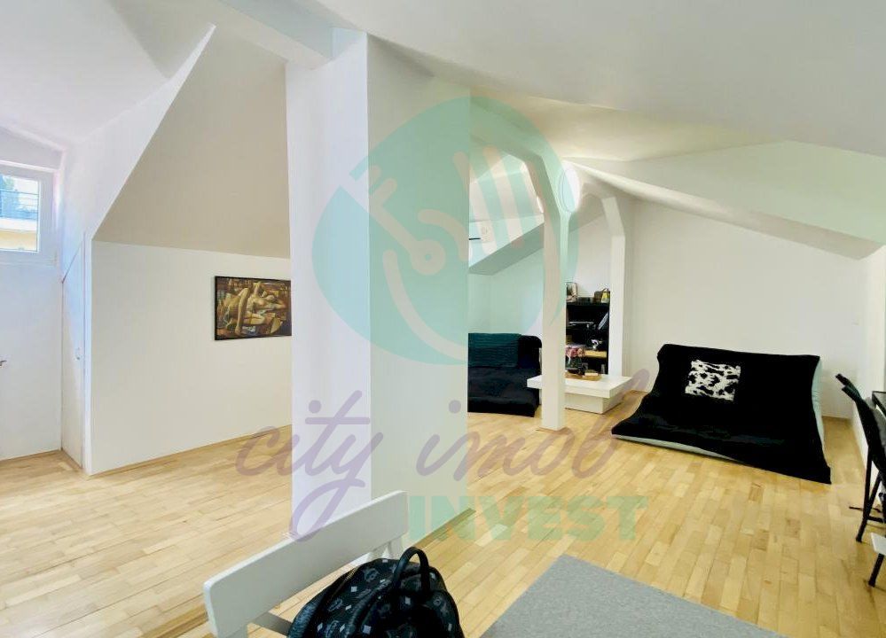 Casa cocheta cu gradina - Poză 17