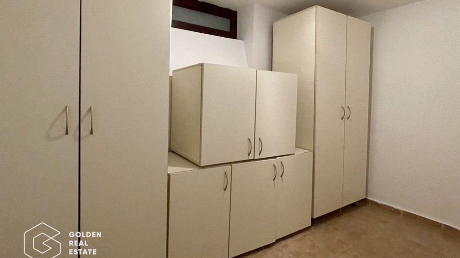 Apartament cu 5 camere și demisol mare, 2 bai, intrare separată - Poză 22