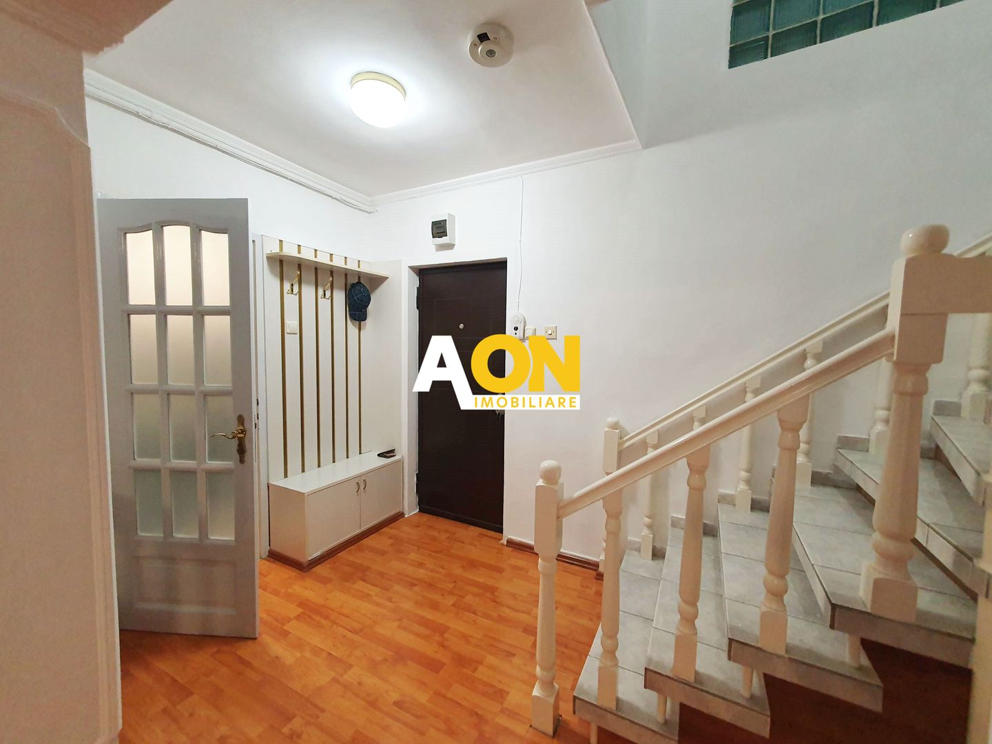 Apartament 4 camere, 97 mp utili, mobilat, utilat, et. 3, ultracentral - Poză 8