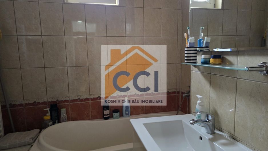 LOC. RACACIUNI,  APARTAMENT 3 CAMERE - Poză 18