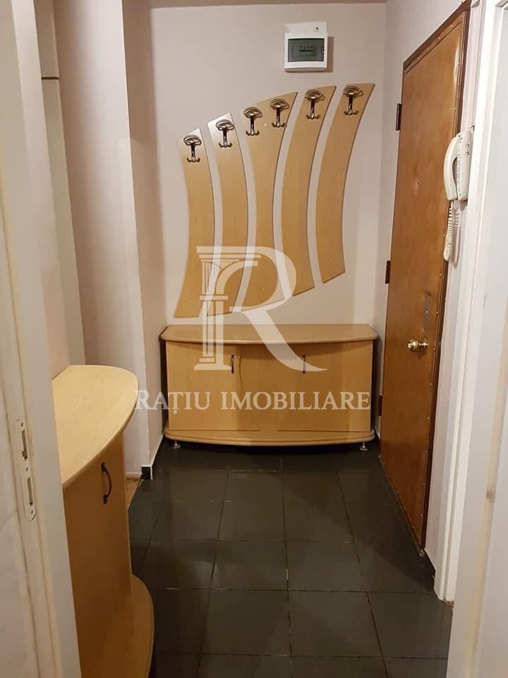 Apartament cu 3 camere | Etaj intermediar | Rogerius | Oradea - Poză 12