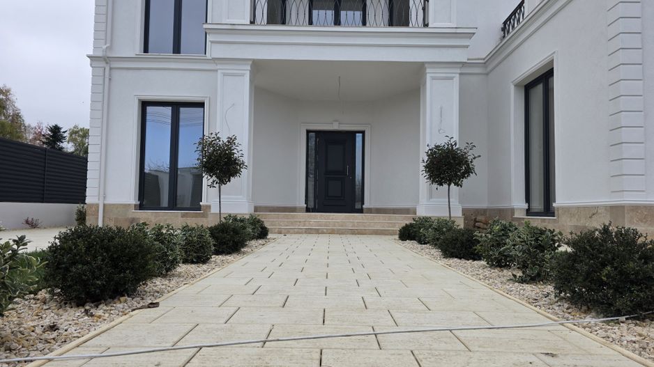 Vila superba excelent pozitionata in Pipera - Poză 7