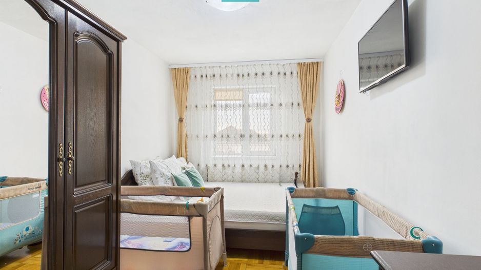 Apartament cu 3 camere complet mobilat și utilat - Poză 13