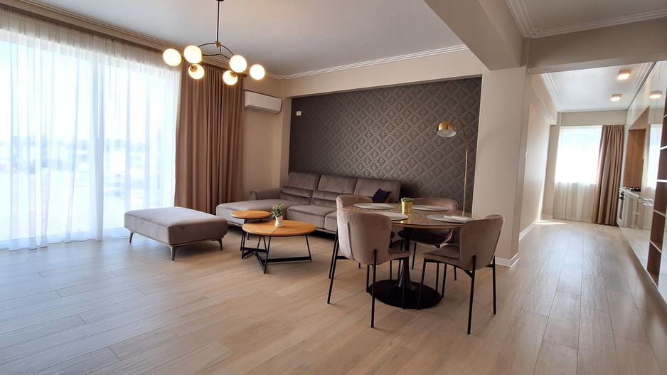 Apartament mobilat si utilat cu 2 locuri de parcare - Poză 2