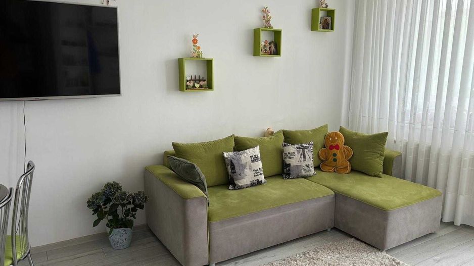 Vanzare apartament 3 camere, 2 minute de METROU - Poză 1