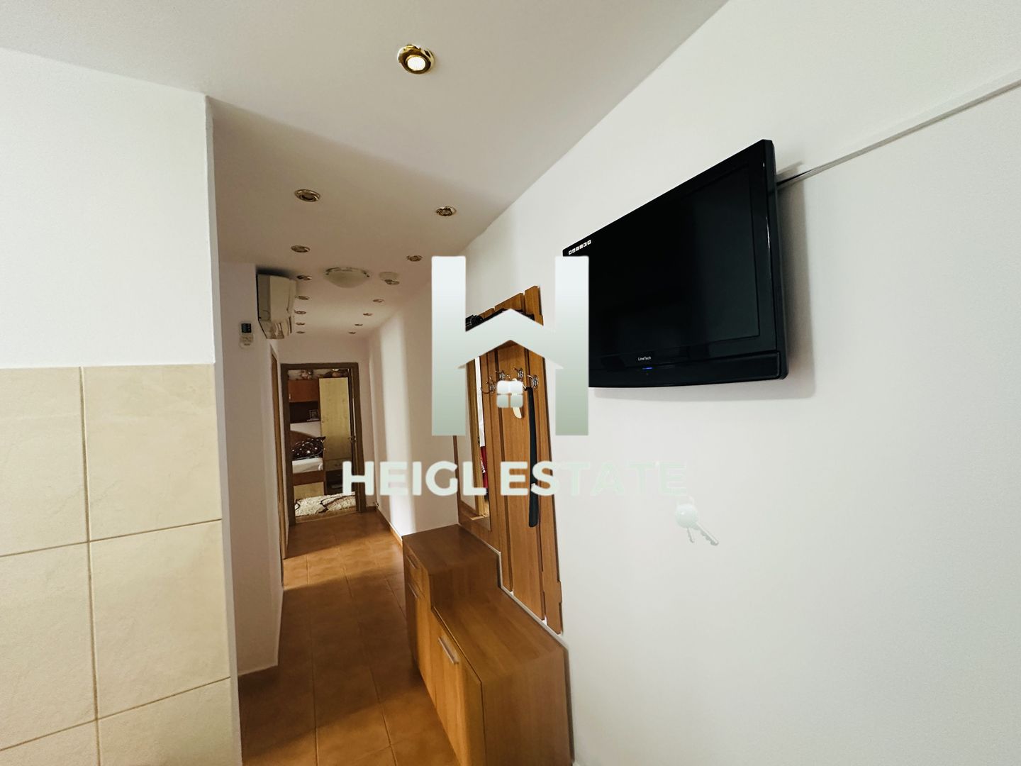 Apartament cu 2 camere langa Spitalul Judetean - Poză 2