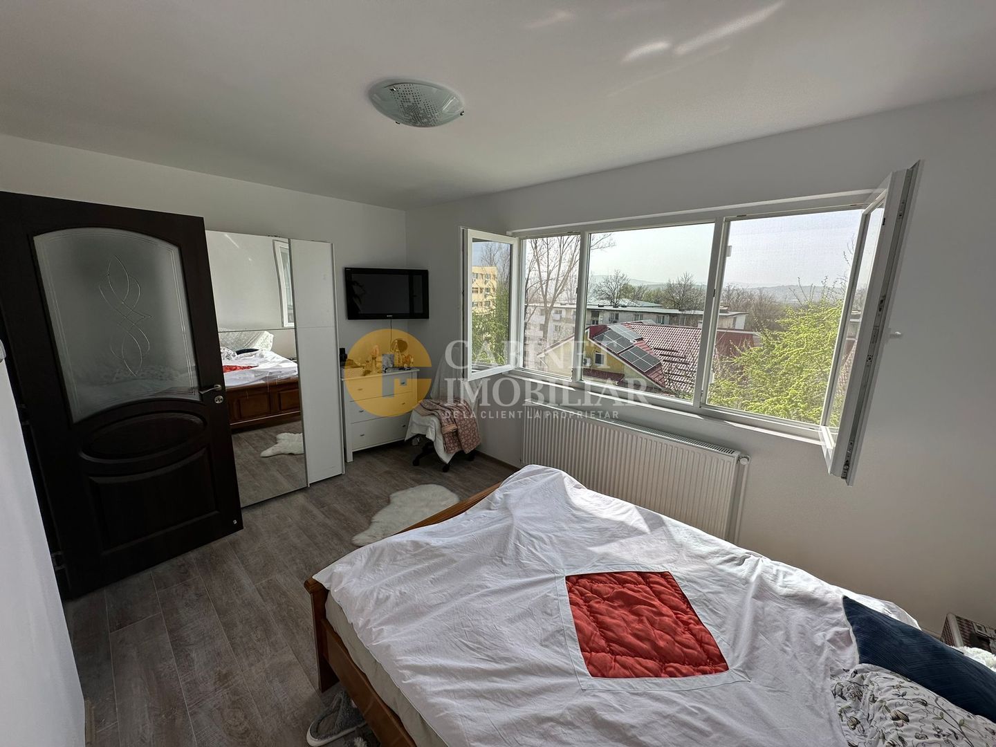 TATARASI - 2 camere - bloc fara risc - renovat complet - Poză 3