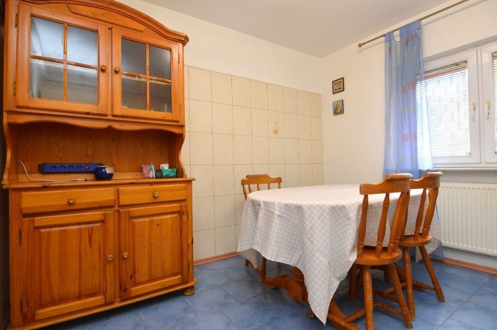 2 camere decomandat si renovat zona VITAN - Poză 1