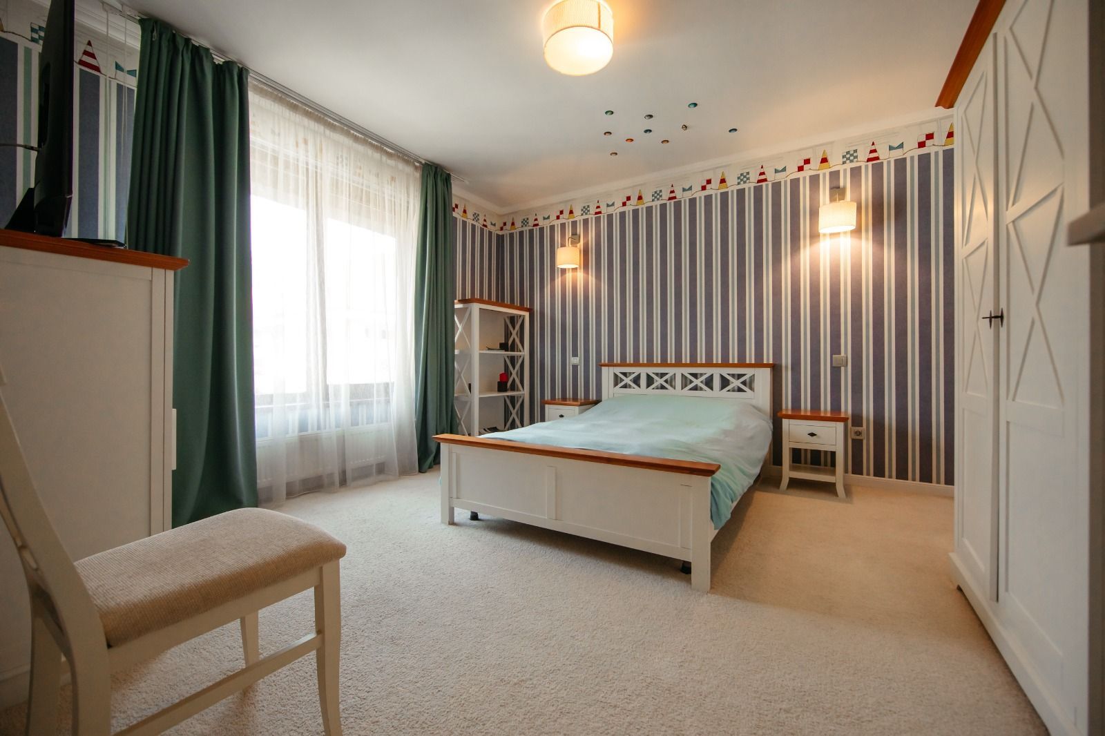 Vilă modernă  cu curte generoasă în Iancu Nicolae - Poză 5