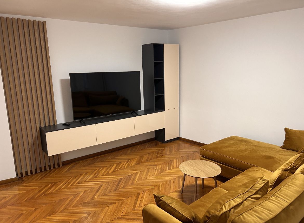 Apartament cu 2 camere unical , Bulevardul Unirii - Poză 2