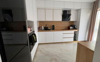 Vila moderna 6 camere // 190mp // teren 300mp / Tunari - Poză 9