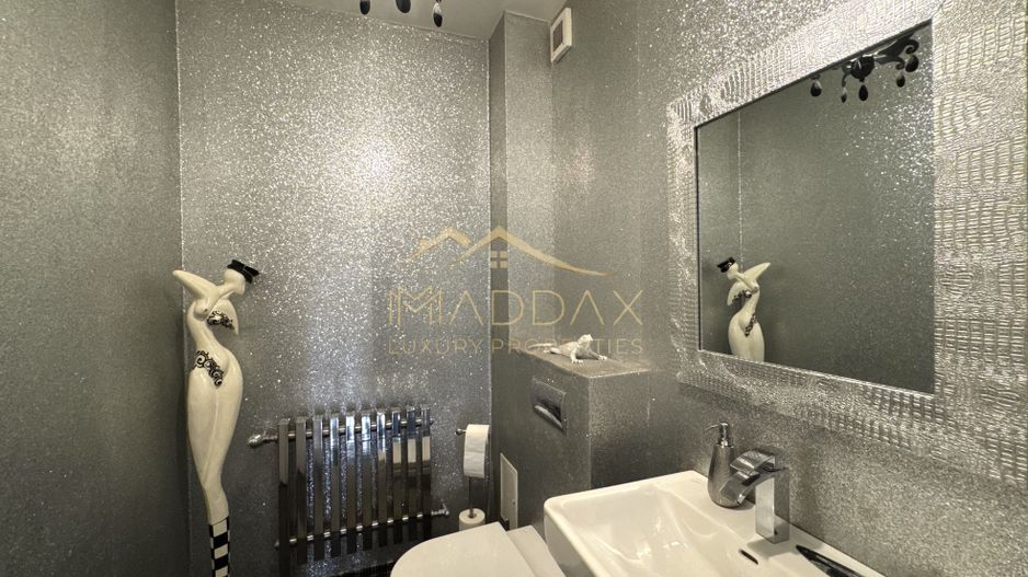 Vila cu 5 camere *344mp* + 800mp Teren // Zona Bucurestii Noi - Poză 43