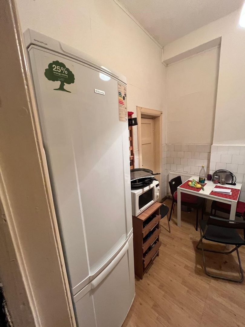 Apartament cu 4 camere | Semidecomandat | Piata Romana - Poză 5