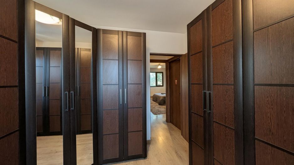 Padurea Cernica - Casa P+1+Pod Inalt, Lot pe Colt 250 Mp, Mobilata - Poză 23
