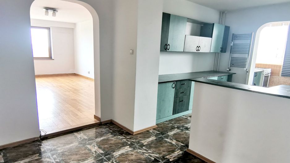 3 camere- Metrou Favorit- Comision 0 - Poză 7