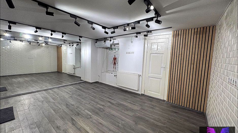 SPATIU COMERCIAL BIROURI CENTRAL- BLD VICTORIEI - Poză 1