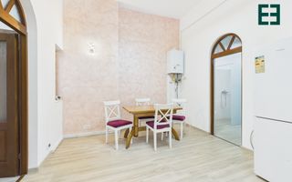 De închiriat Apartament cu 2 camere etaj 1 - Zonă Centrală - Arad - Poză 1