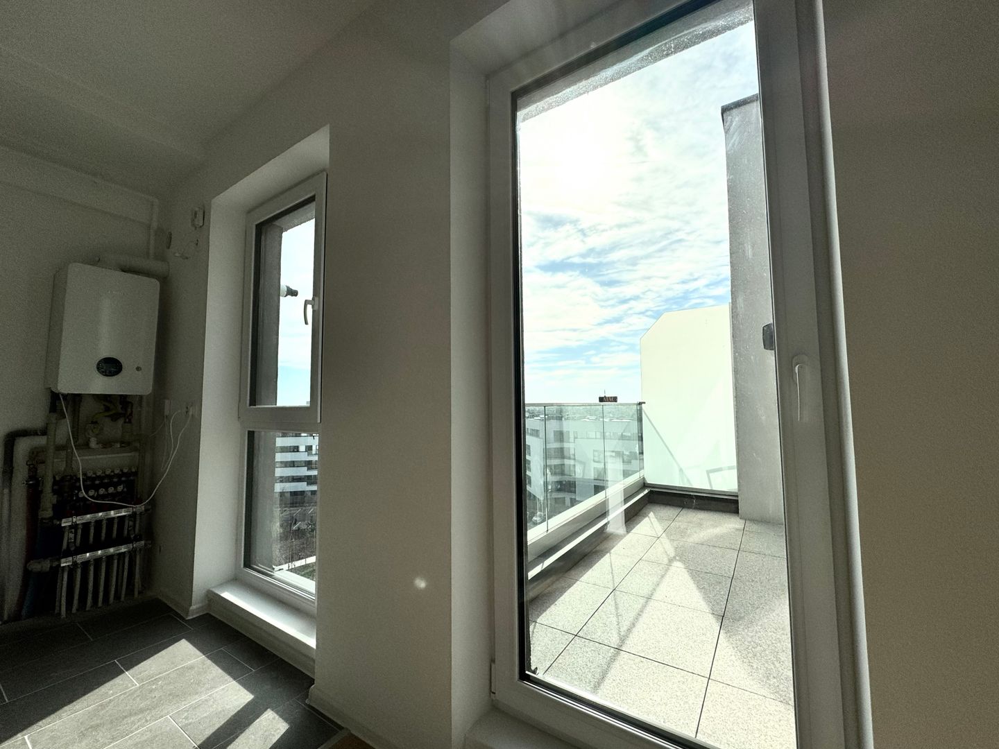 Apartament 3 camere Zona Mall Colosseum-Lacul Străulești - Poză 18