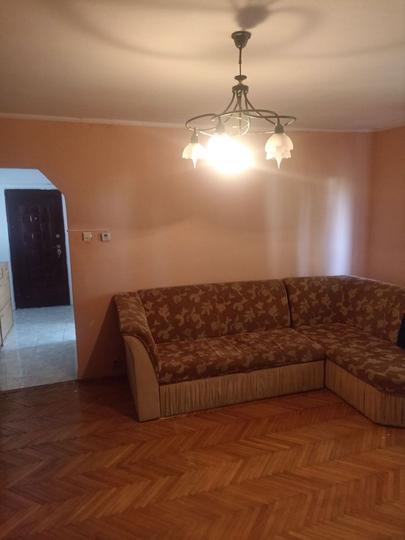 Vând apartament 2camere - Poză 4