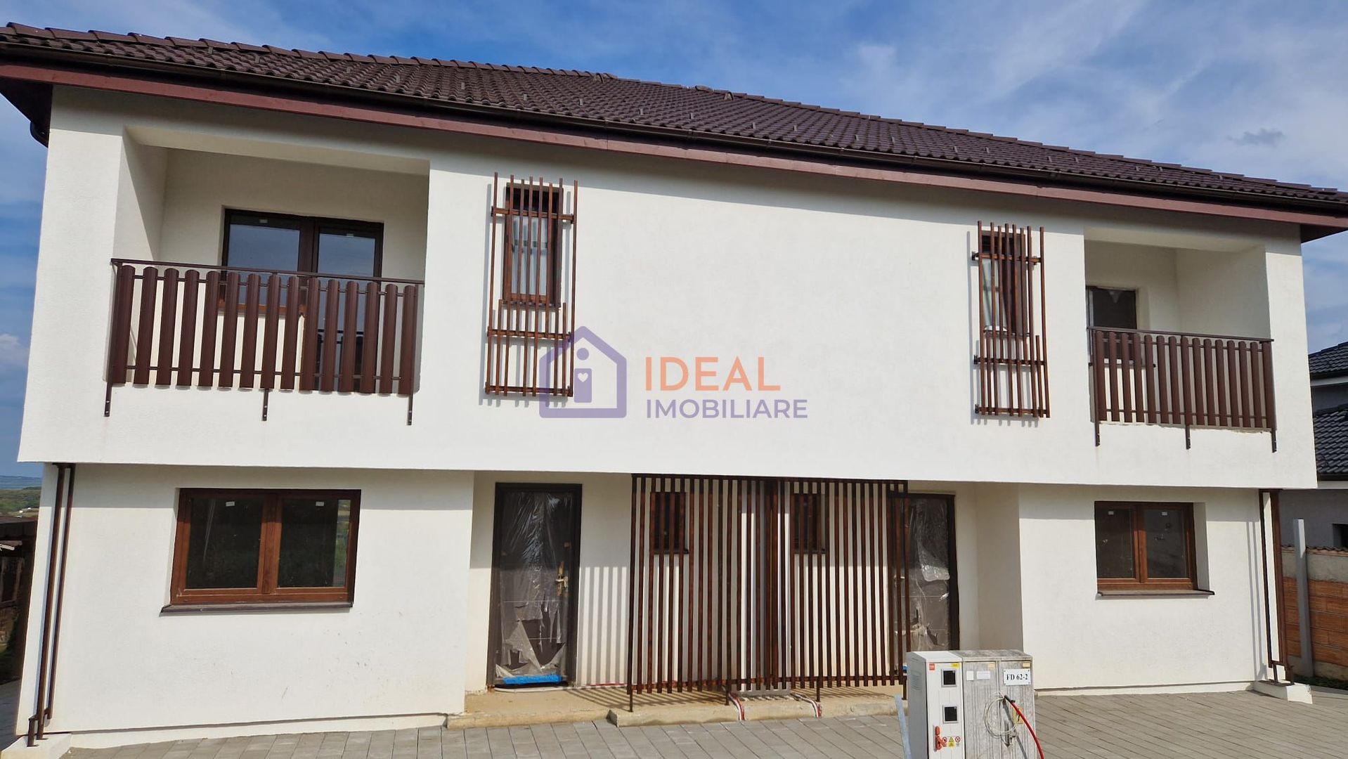 Casa Tip Duplex cu 4 camere si carport, in Cartierul Arhitectilor - Poză 2